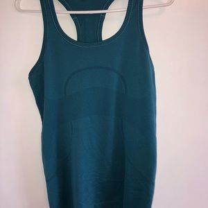 Lululemon lot size 8